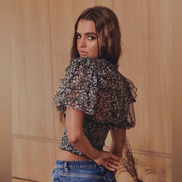 Free People Bohemian Floral Blouse Like New! - Picture 9 of 10